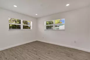 30 NE 139th St, North Miami, FL 33161 - Photo 45