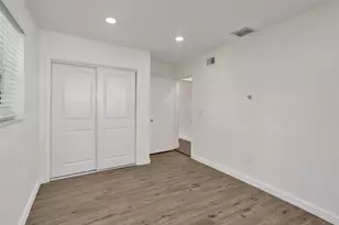 30 NE 139th St, North Miami, FL 33161 - Photo 39