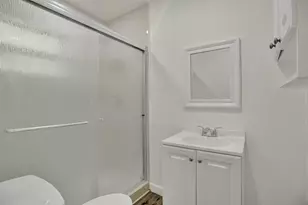 30 NE 139th St, North Miami, FL 33161 - Photo 29