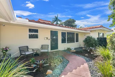 2740 NE 21st Court, Fort Lauderdale, FL 33305 - Photo 7