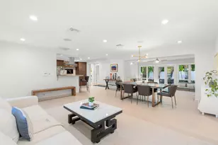 2740 NE 21st Ct, Fort Lauderdale, FL 33305 - Photo 9