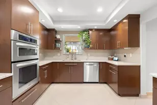 2740 NE 21st Ct, Fort Lauderdale, FL 33305 - Photo 17