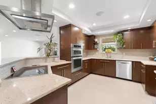 2740 NE 21st Ct, Fort Lauderdale, FL 33305 - Photo 15