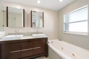 2740 NE 21st Ct, Fort Lauderdale, FL 33305 - Photo 31