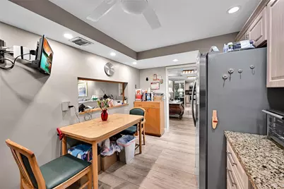 3960 Oaks Clubhouse Drive #407, Pompano Beach, FL 33069 - Photo 15