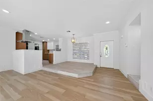 1762 NE 38th St, Oakland Park, FL 33334 - Photo 19