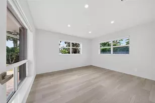 1762 NE 38th St, Oakland Park, FL 33334 - Photo 9