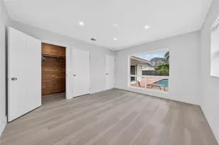 1762 NE 38th St, Oakland Park, FL 33334 - Photo 29