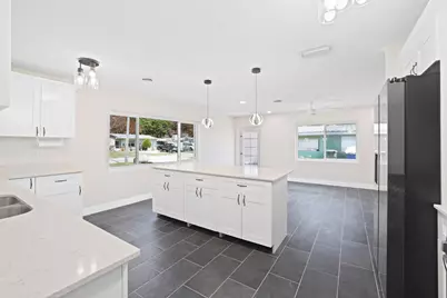 1013 Hispana Avenue, Fort Pierce, FL 34982 - Photo 9