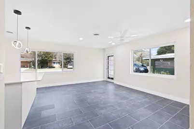 1013 Hispana Avenue, Fort Pierce, FL 34982 - Photo 3