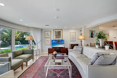 2108 NE 18th Avenue, Wilton Manors, FL 33305 - Photo 11