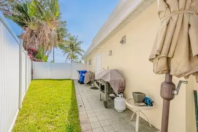 1131 SE 5th Avenue, Pompano Beach, FL 33060 - Photo 39