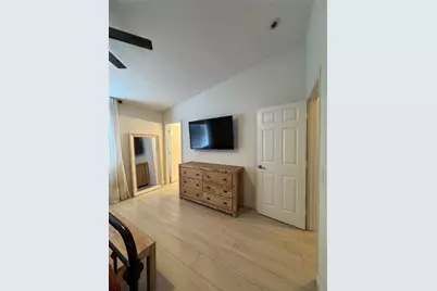 9530 E Plum Harbor Way, Tamarac, FL 33321 - Photo 13