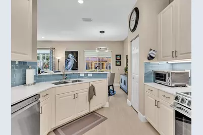 5779 NW 120th Avenue, Coral Springs, FL 33076 - Photo 15