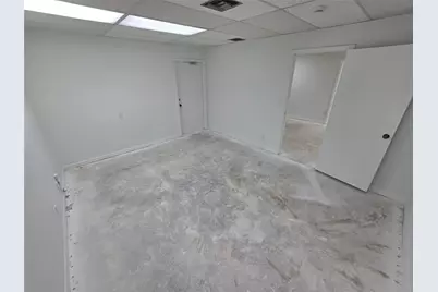 7800 W Oakland Park Boulevard #101, Fort Lauderdale, FL 33351 - Photo 13