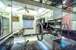 131 SE 3rd Ave, Dania Beach, FL 33004 - Photo 9