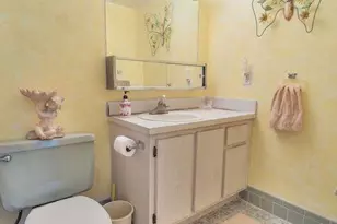 131 SE 3rd Ave, Dania Beach, FL 33004 - Photo 19