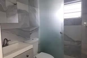 410 SW 11th Ave, Hallandale Beach, FL 33009 - Photo 7