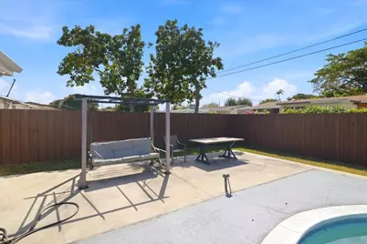 640 SW 68th Terrace, Pembroke Pines, FL 33023 - Photo 5