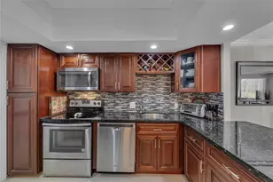 3001 S Course Dr, Pompano Beach, FL 33069 - Photo 13