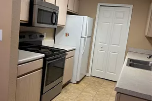 5475 Vineland Rd, Orlando, FL 32811 - Photo 5