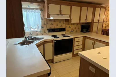 111 NE 8th Avenue, Okeechobee, FL 34972 - Photo 11