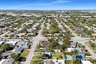 41 NE 46th St, Oakland Park, FL 33334 - Photo 25