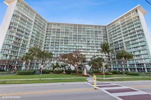 333 NE 21st Ave, Deerfield Beach, FL 33441 - Photo 15
