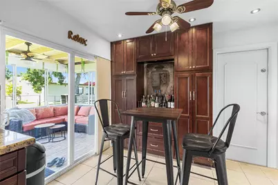 5607 NW 49th Avenue, Tamarac, FL 33319 - Photo 7