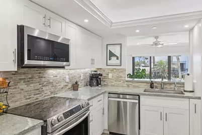 665 SE 21st Avenue #107, Deerfield Beach, FL 33441 - Photo 7