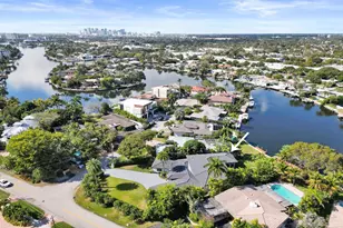 2425 Fryer Point, Fort Lauderdale, FL 33305 - Photo 61