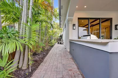 2425 Fryer Point, Fort Lauderdale, FL 33305 - Photo 45