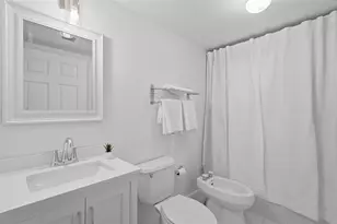 2951 S Bayshore Dr, Miami, FL 33133 - Photo 19