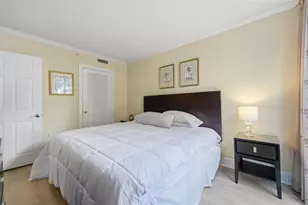 2951 S Bayshore Dr, Miami, FL 33133 - Photo 17