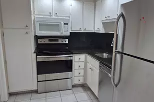 3100 N Palm Aire Dr, Pompano Beach, FL 33069 - Photo 3