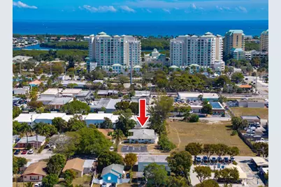 400 NE 2nd Street, Boynton Beach, FL 33435 - Photo 1