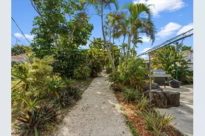 560-564 NE 34th Street, Oakland Park, FL 33334 - Photo 19