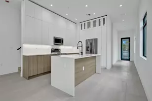 606 SW 7th Ave, Fort Lauderdale, FL 33315 - Photo 11