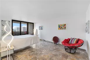 2017 S Ocean Dr, Hallandale Beach, FL 33009 - Photo 9