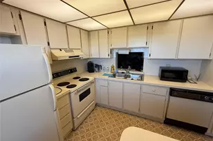 200 SE 5th Ave, Dania Beach, FL 33004 - Photo 13