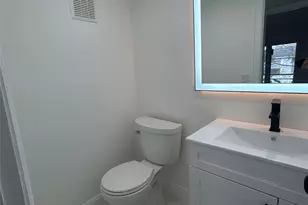 115 Ventnor F, Deerfield Beach, FL 33442 - Photo 5