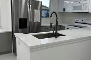 115 Ventnor F, Deerfield Beach, FL 33442 - Photo 3