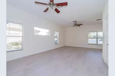 1834 77th Drive #1834, Vero Beach, FL 32966 - Photo 5