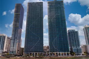 700 NE 24th St, Miami, FL 33137 - Photo 1