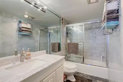 1 Las Olas Circle #1117, Fort Lauderdale, FL 33316 - Photo 17