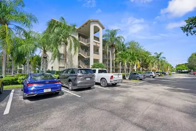 550 SW 137th Avenue #401L, Pembroke Pines, FL 33027 - Photo 23