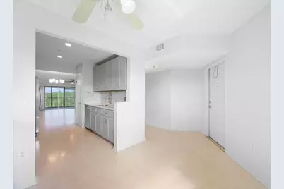 550 SW 137th Avenue #401L, Pembroke Pines, FL 33027 - Photo 9