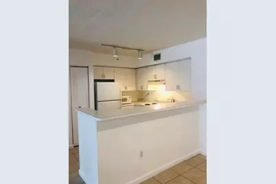 2011 Renaissance Boulevard #103, Miramar, FL 33025 - Photo 5