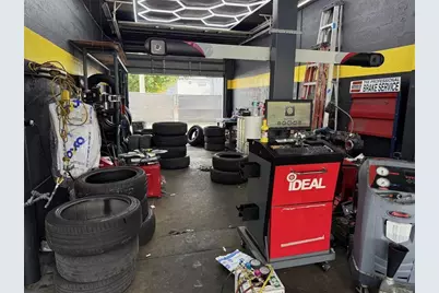 [Address not provided], Hallandale Beach, FL 33009 - Photo 3