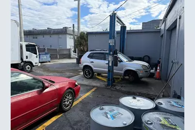 [Address not provided], Hallandale Beach, FL 33009 - Photo 11